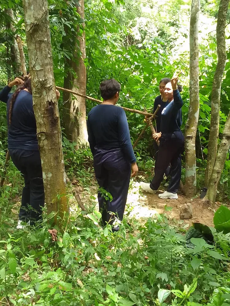 Entrenamiento de Supervivencia en Selva
